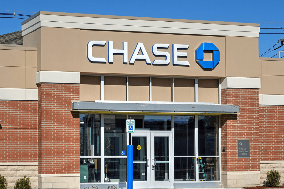Chase Bank Near Me Find Branch Locations and ATMs Nearby 2022 Gospo